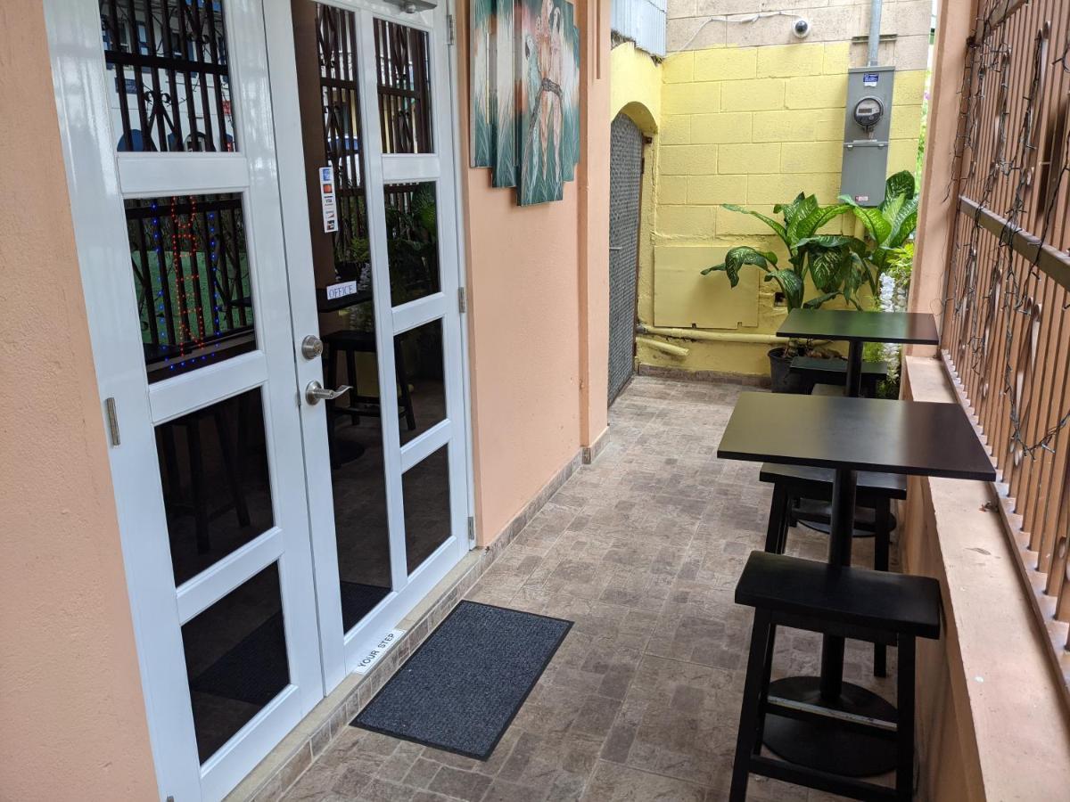 Midtown Guest House 샬롯아말리에 외부 사진